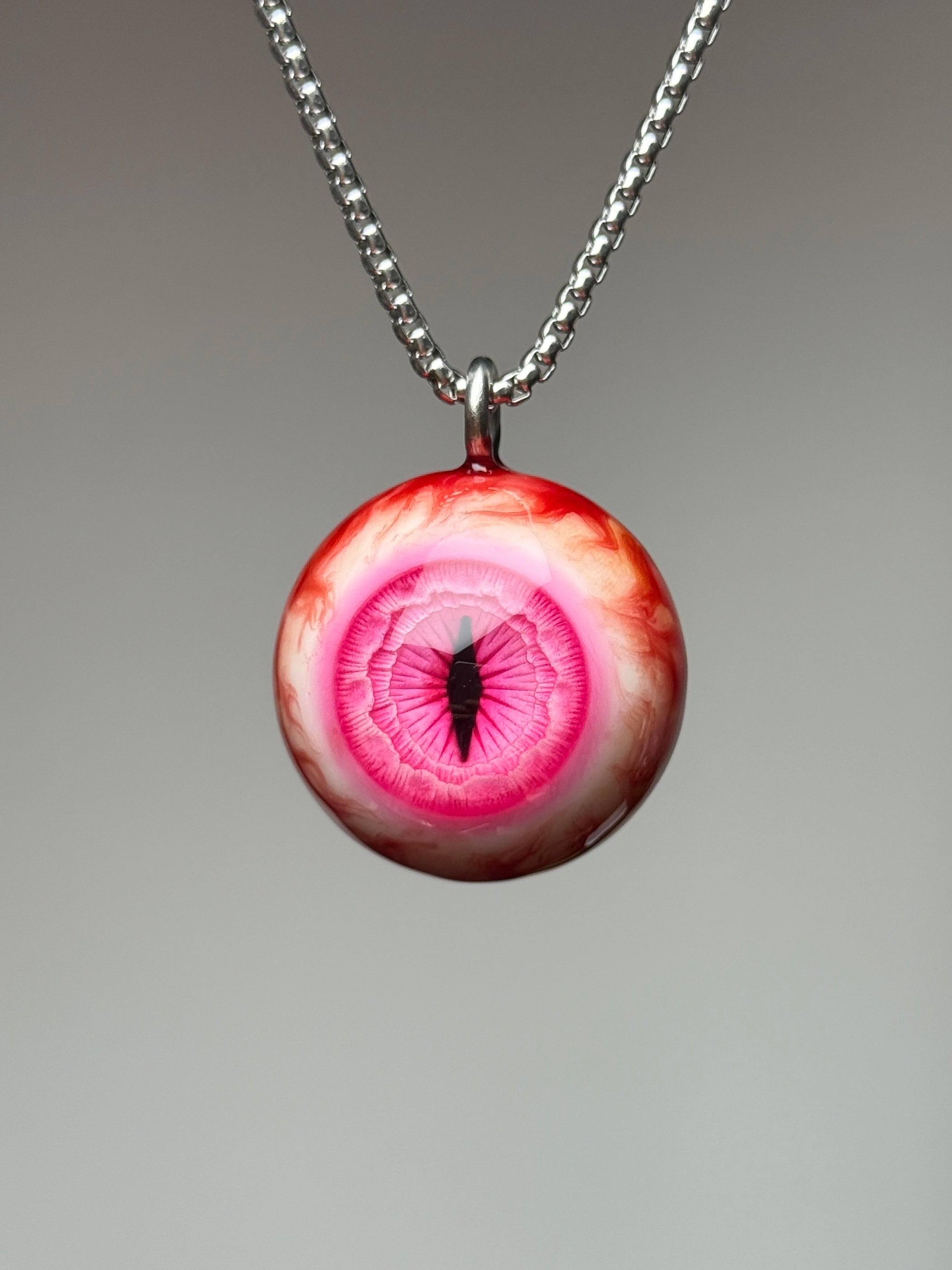 Sea of Desire - Beast Pupil-Eye Pendant – lkbird